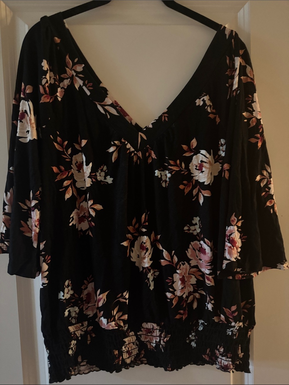 Black Floral V-Neck Women's Top - Elegant Rose Print